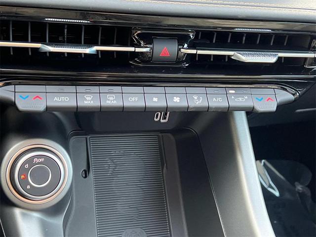 Photo of 2025 Alfa Black Alfa Romeo Tonale