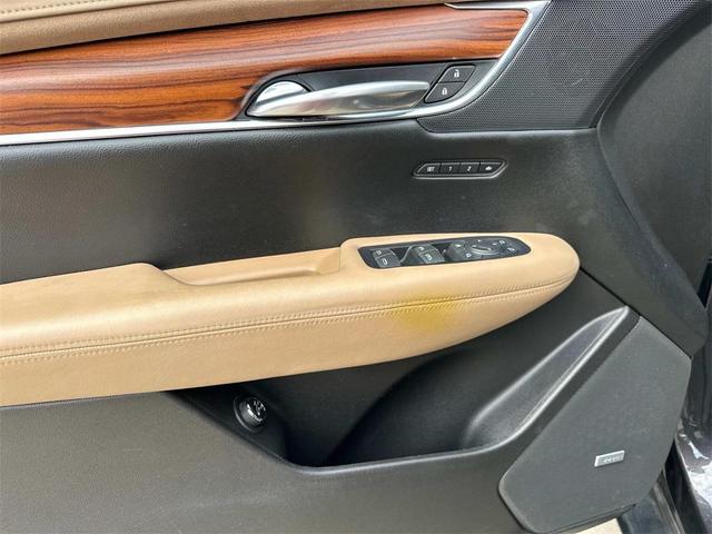 Photo of 2018 Dark Granite Metallic Cadillac XT5