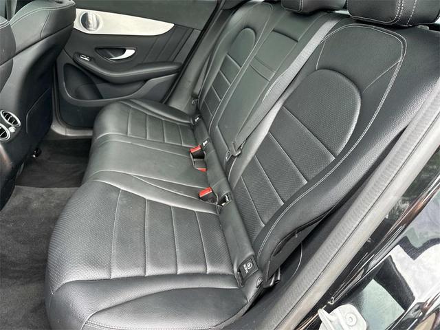 Photo of 2020 Black Mercedes-Benz GLC 300