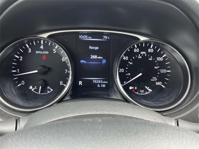 Photo of 2016 Gun Metallic Nissan Rogue