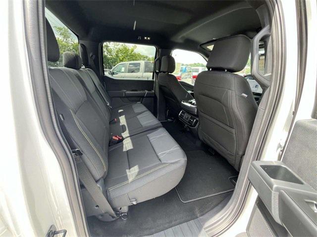 Photo of 2025 Oxford White Ford F-150