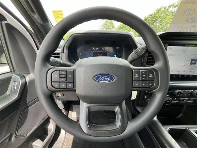 Photo of 2025 Oxford White Ford F-150