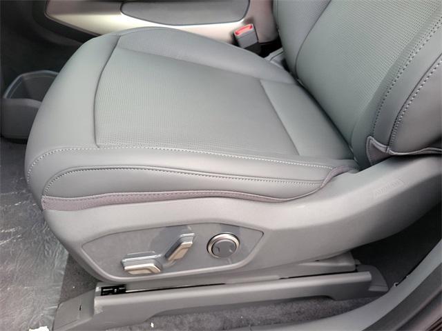 Photo of 2026 Ebony Black Kia EV9