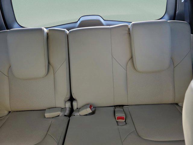 Photo of 2023 Moonstone White INFINITI QX80