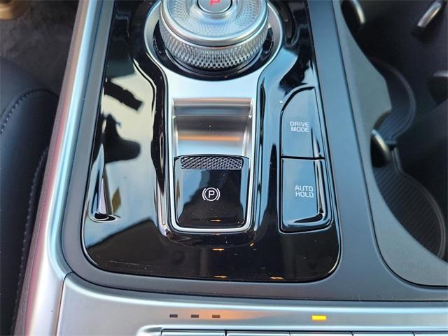Photo of 2026 Deep Chroma Blue Kia Carnival Hybrid