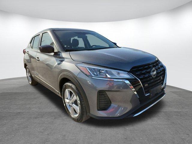 2023 Nissan Kicks