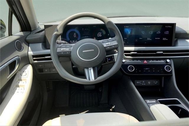 Photo of 2024 Carbon Blue Hyundai SONATA