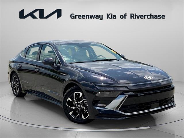 Photo of 2024 Carbon Blue Hyundai SONATA