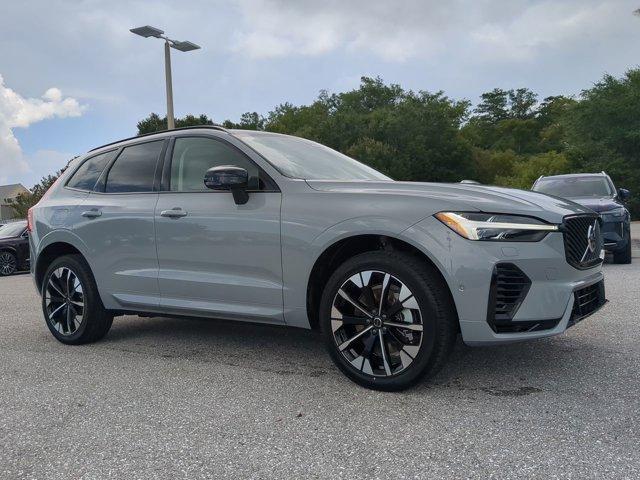Photo of 2026 Metallic Volvo XC60