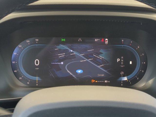 Photo of 2025 Metallic Volvo XC40