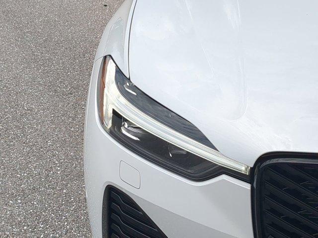 Photo of 2026 Crystal White Metallic Volvo XC60
