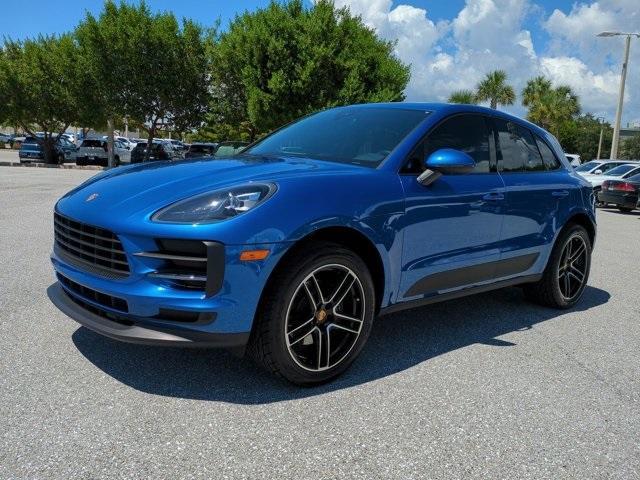 Photo of 2020 Sapphire Blue Metallic Porsche Macan