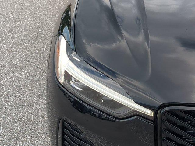 Photo of 2026 Onyx Black Metallic Volvo XC60