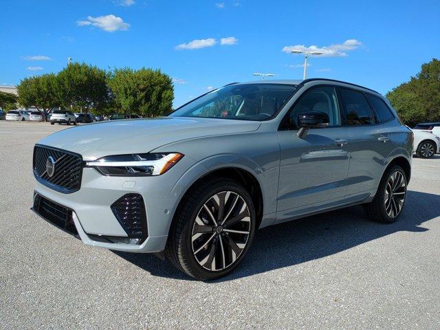 Photo of 2026 Metallic Volvo XC60