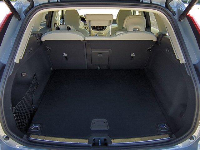 Photo of 2026 Metallic Volvo XC60