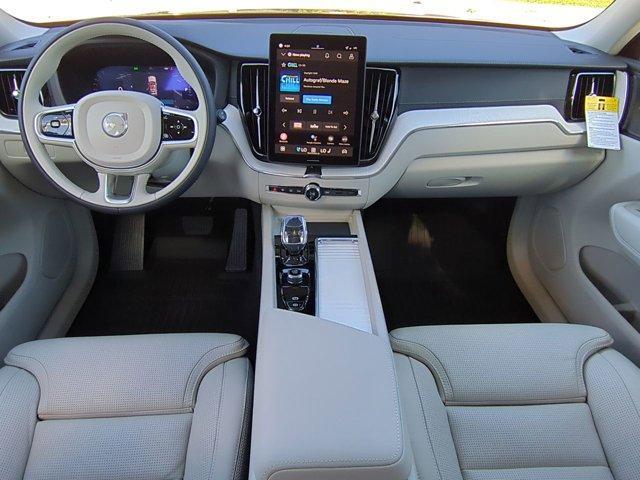 Photo of 2026 Metallic Volvo XC60