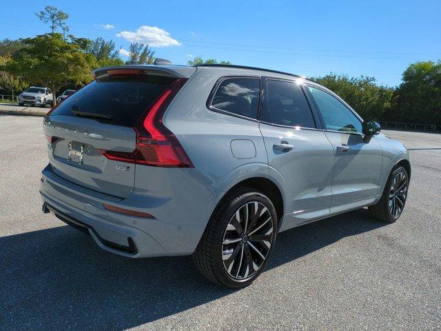 Photo of 2026 Metallic Volvo XC60