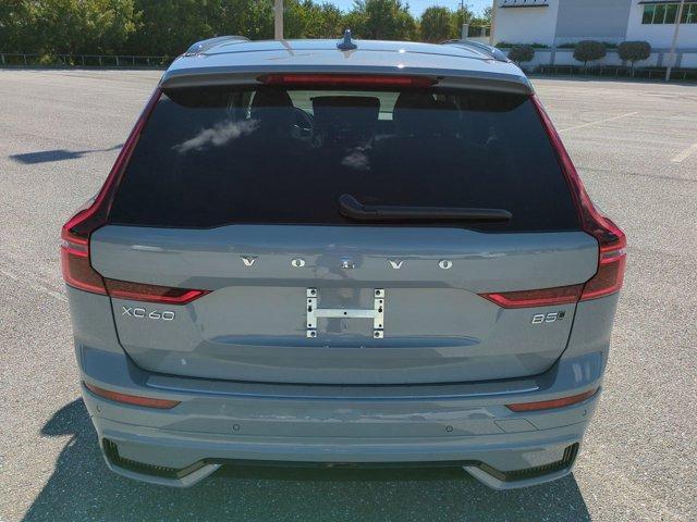 Photo of 2026 Metallic Volvo XC60