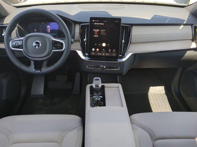 Photo of 2025 Crystal White Metallic Volvo XC90 Plug-In Hybrid