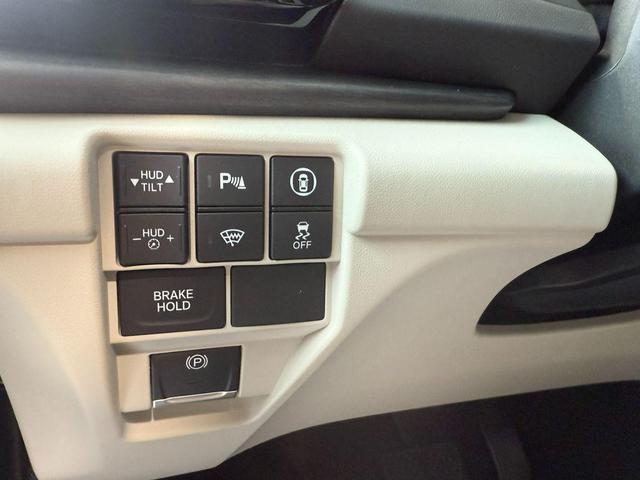 Photo of 2025 Canyon River Blue Metallic Acura RDX