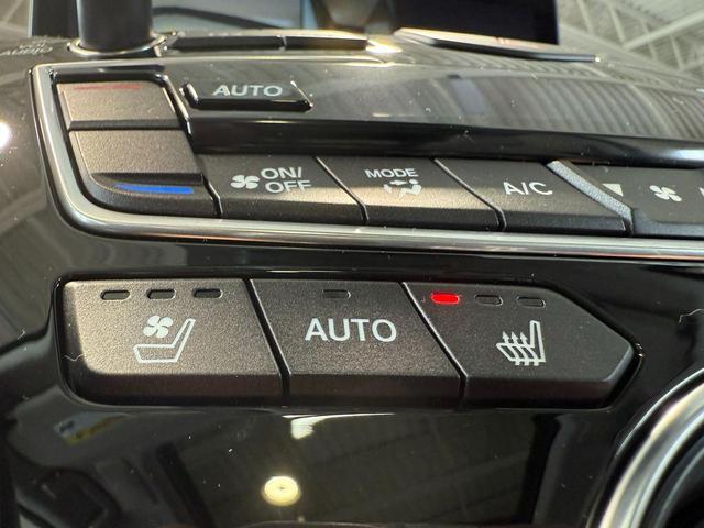 Photo of 2025 Canyon River Blue Metallic Acura RDX