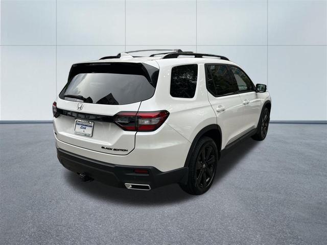 Photo of 2025 Platinum White Pearl Honda Pilot