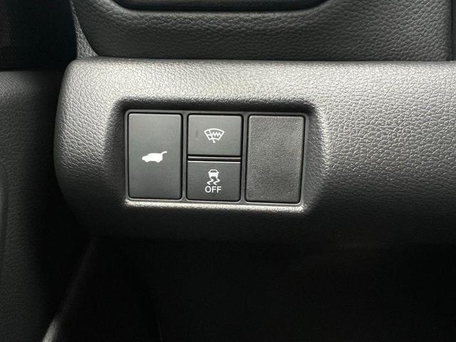Photo of 2025 Platinum White Pearl Honda Pilot