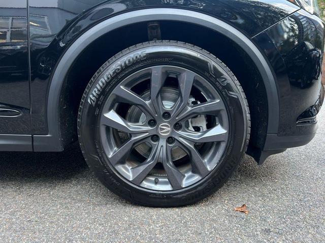Photo of 2023 Majestic Black Pearl Acura MDX