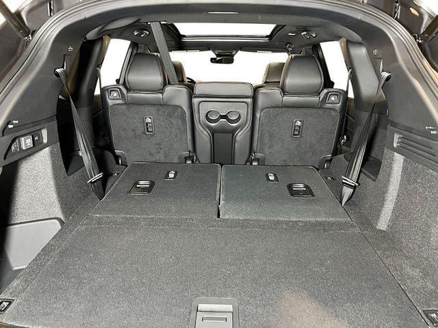 Photo of 2026 Solar Silver Metallic Acura MDX