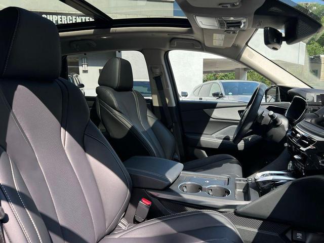 Photo of 2025 Liquid Carbon Metallic Acura MDX