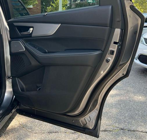Photo of 2025 Liquid Carbon Metallic Acura MDX