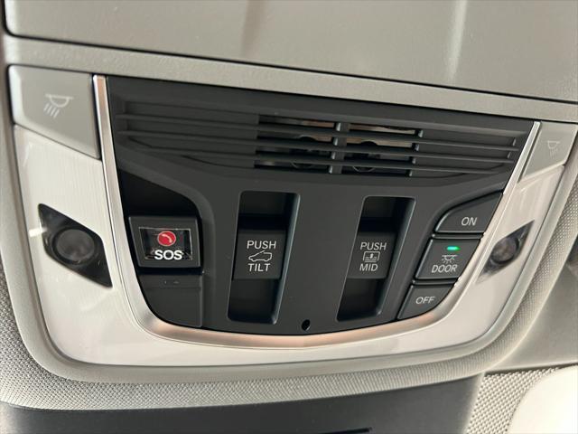 Photo of 2026 Canyon River Blue Metallic Acura MDX