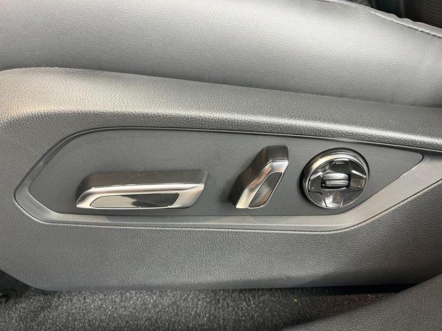 Photo of 2025 Modern Steel Metallic Acura RDX