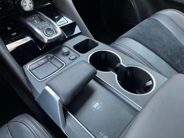 Photo of 2023 Performance Red Pearl Acura MDX