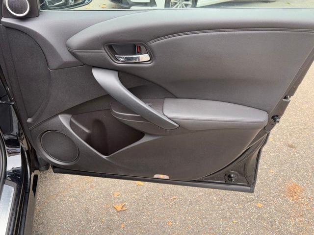 Photo of 2016 Crystal Black Pearl Acura RDX