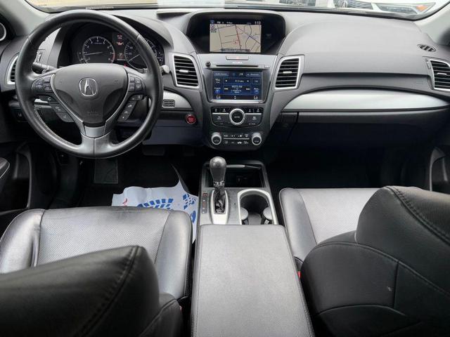 Photo of 2016 Crystal Black Pearl Acura RDX