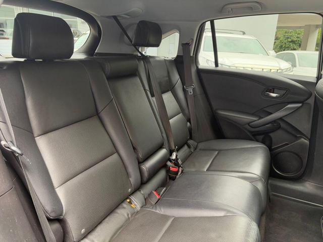 Photo of 2016 Crystal Black Pearl Acura RDX