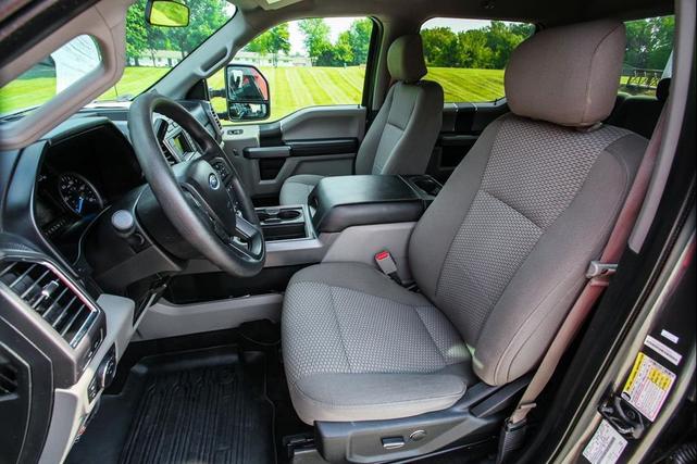 Photo of 2017 MAGNETIC Ford F-250