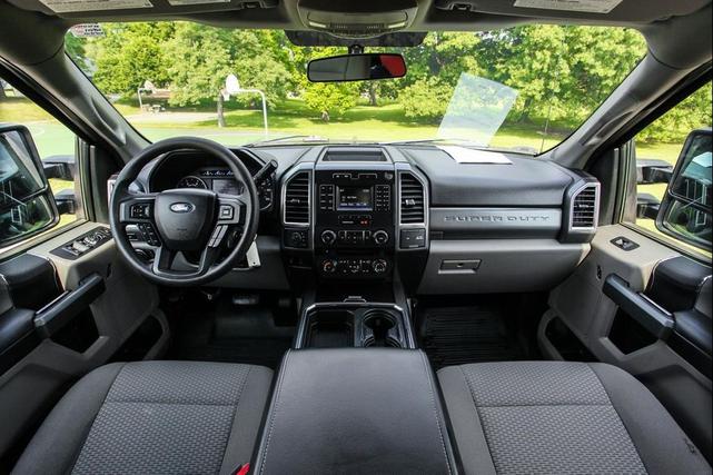 Photo of 2017 MAGNETIC Ford F-250