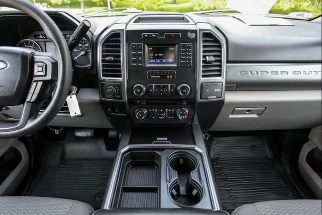 Photo of 2017 MAGNETIC Ford F-250