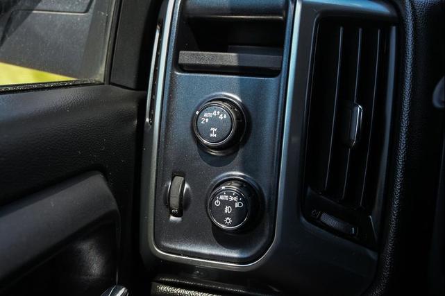 Photo of 2018 Graphite Metallic Chevrolet Silverado 1500