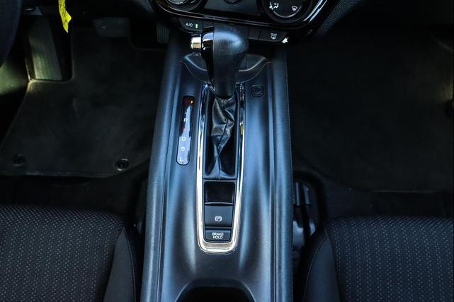 Photo of 2018 Modern Steel Metallic Honda HR-V
