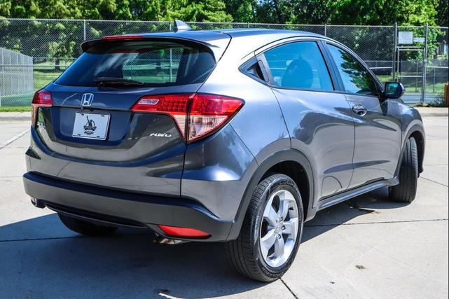 Photo of 2018 Modern Steel Metallic Honda HR-V