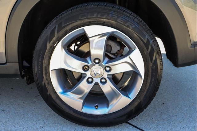 Photo of 2018 Modern Steel Metallic Honda HR-V