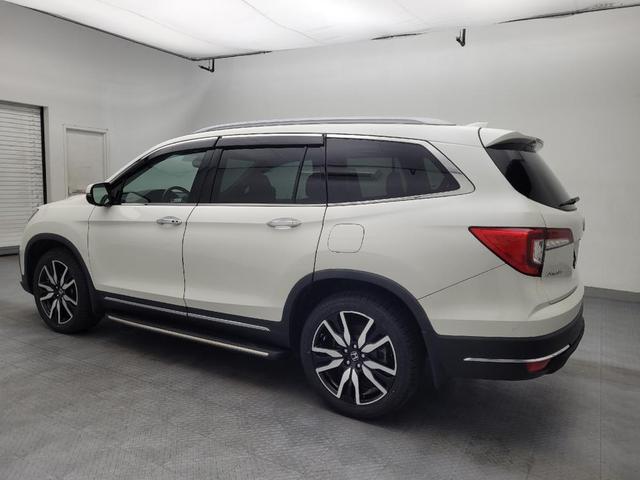 Photo of 2019 White Diamond Pearl Honda Pilot