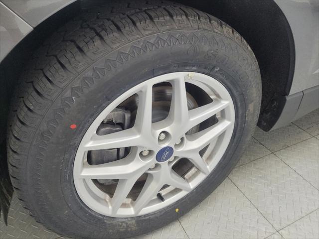 Photo of 2022 Carbonized Gray Metallic Ford Edge