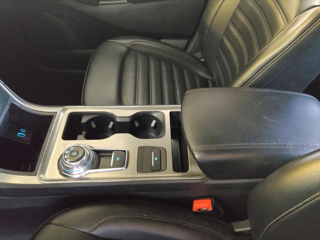 Photo of 2022 Carbonized Gray Metallic Ford Edge