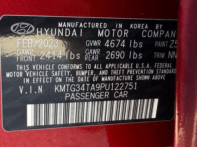 Photo of 2023 Havana Red Genesis G70