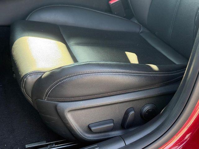 Photo of 2023 Havana Red Genesis G70