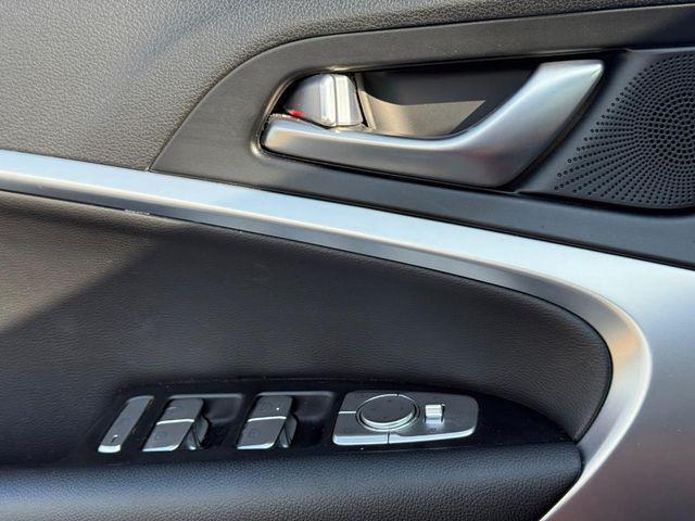 Photo of 2023 Havana Red Genesis G70